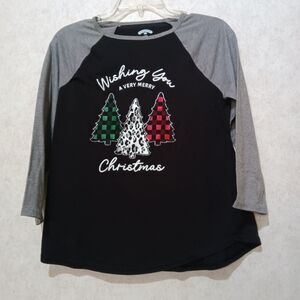 Holiday Time "Wishing You A Very, Merry Christmas" size small (4-6)